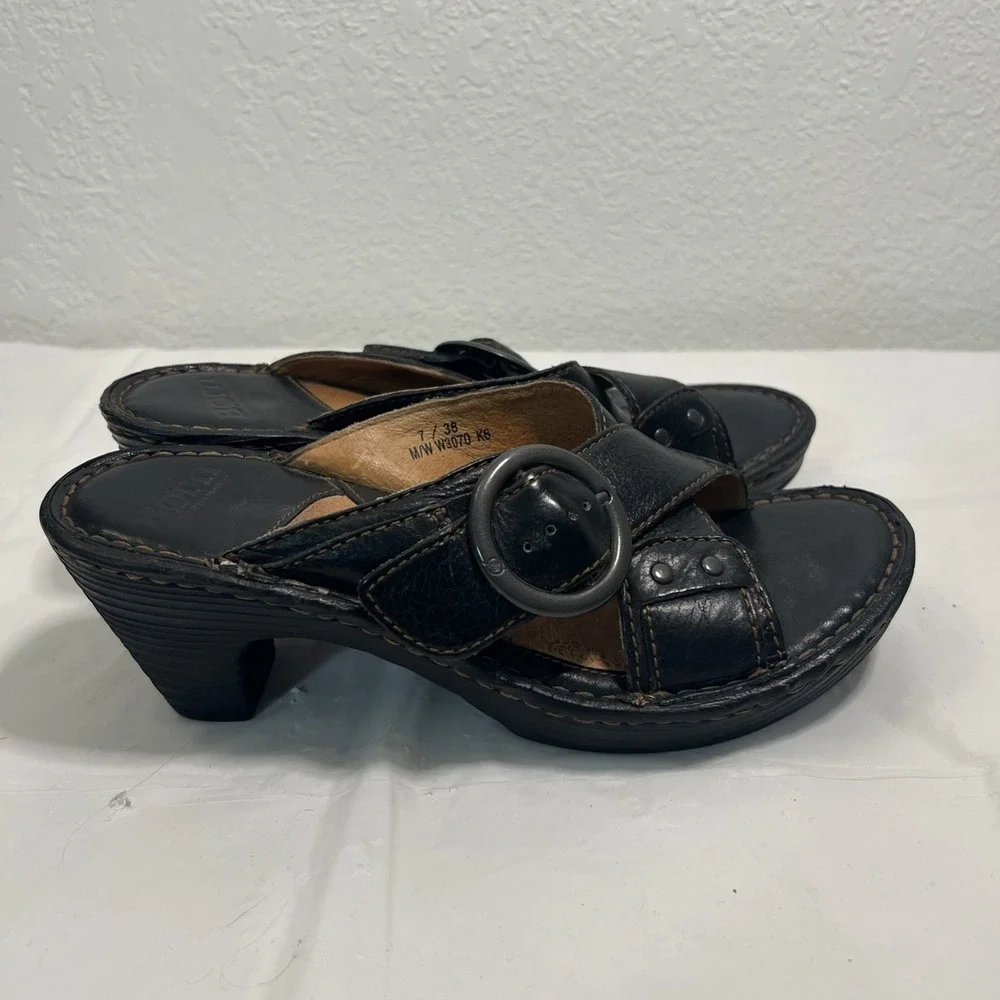 Born Comfort Wedge Sandals Black Leather Womens 7 Slip-On Buckle W3070 3
